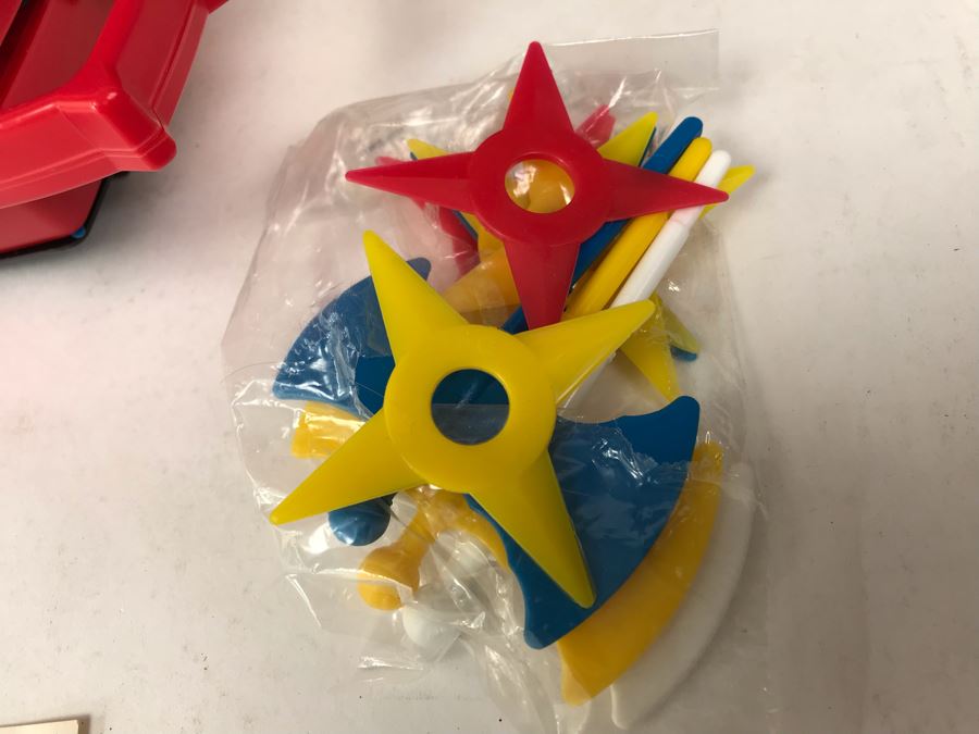 Like New 1976 Mattel Shogun Warriors Dragun 23 1/2' Tall With Box No. 9858 See Photos For Damage To Wristband Of Star Shooter That Straps Onto The Arm [Photo 32]