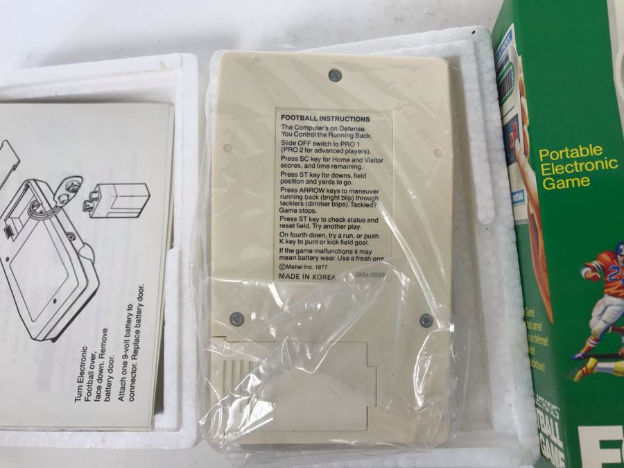 Vintage 1977 New In Box Mattel Electronics Football Game Portable Electronic Game [Photo 17]
