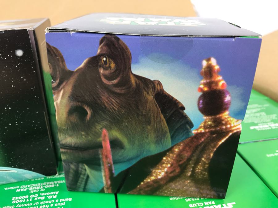 New Kentucky Fried Chicken KFC Star Wars Kid's Meal Toys: Queen Amidala's Hidden Identities And Jar Jar Binks Squirters - 73 Items [Photo 14]