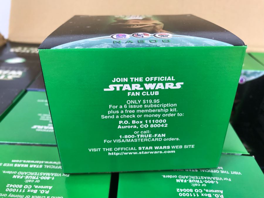 New Kentucky Fried Chicken KFC Star Wars Kid's Meal Toys: Queen Amidala's Hidden Identities And Jar Jar Binks Squirters - 73 Items [Photo 14]