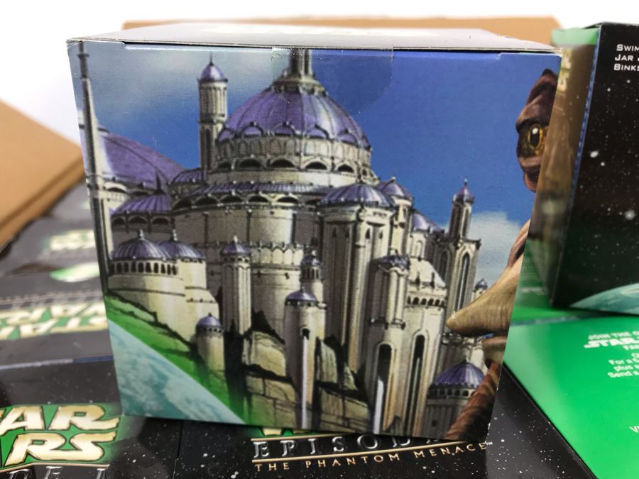 New Kentucky Fried Chicken KFC Star Wars Kid's Meal Toys: Queen Amidala's Hidden Identities And Jar Jar Binks Squirters - 66 Items [Photo 9]