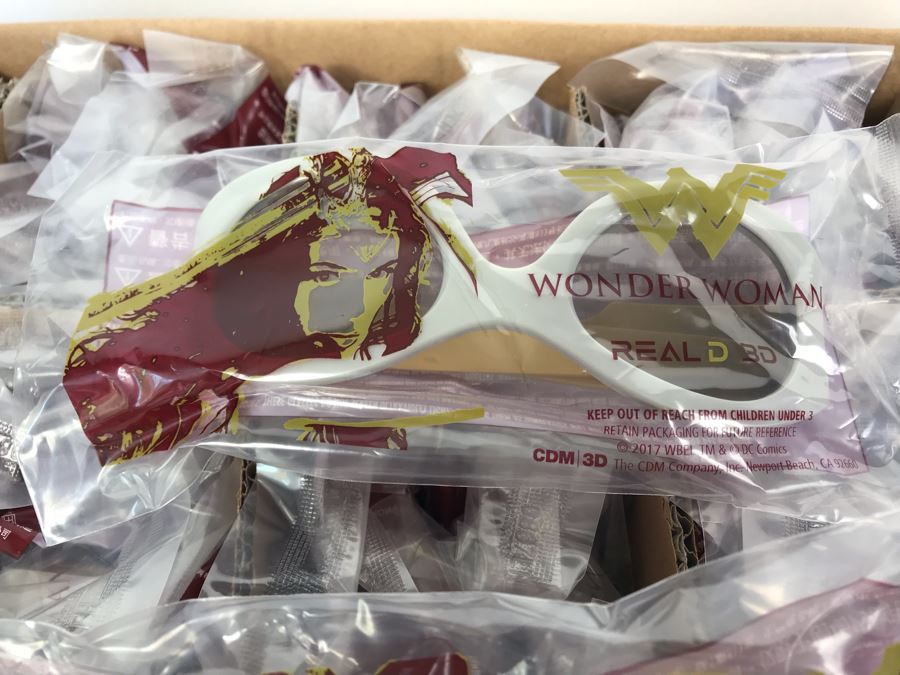 New 2017 Box Of Wonder Woman Movie 3D Glasses Of Wonder Woman And Princess Diana 3D Eyewear Glasses Approximately 100 Glasses [Photo 6]