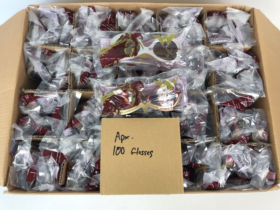 New 2017 Box Of Wonder Woman Movie 3D Glasses Of Wonder Woman And Princess Diana 3D Eyewear Glasses Approximately 100 Glasses [Photo 8]
