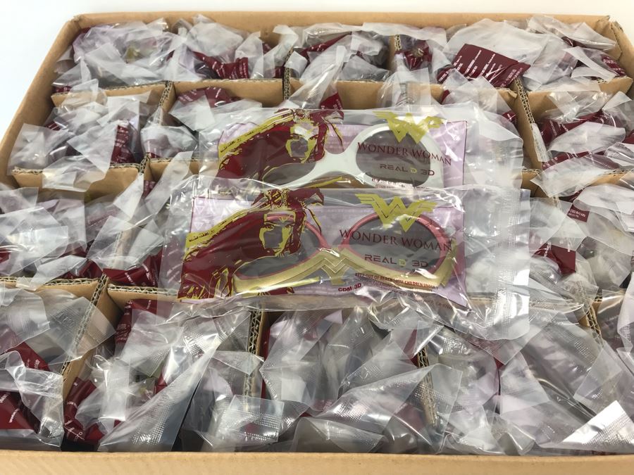 New 2017 Box Of Wonder Woman Movie 3D Glasses Of Wonder Woman And Princess Diana 3D Eyewear Glasses Approximately 100 Glasses [Photo 4]
