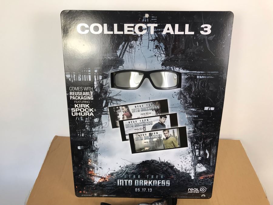 New 2013 Star Trek Into The Darkness Cardboard Movie Display For Displaying 3D Glasses And Box Of New Kirk, Spock & Uhura 3D Eyewear Glasses Approximately 120 Glasses [Photo 3]