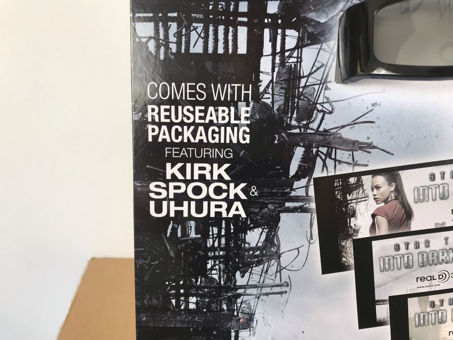 New 2013 Star Trek Into The Darkness Cardboard Movie Display For Displaying 3D Glasses And Box Of New Kirk, Spock & Uhura 3D Eyewear Glasses Approximately 120 Glasses [Photo 7]