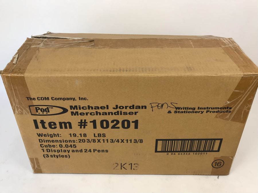 New Michael Jordan Upper Deck Collectibles Signature Series Limited Edition Individually Numbered Collectible Memorabilia Pod Pens With Merchandiser Store Display By The CDM Company - 3 Styles 24 Michael Jordan Pens [Photo 4]