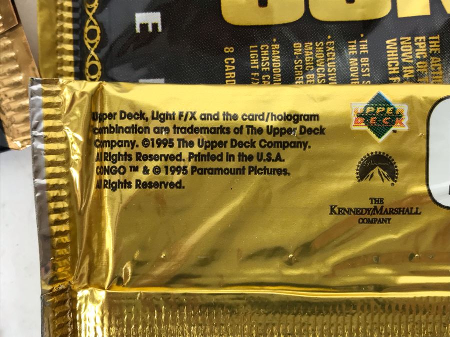 (4) New Skybox Batman DC Saga Of The Dark Knight Trading Cards And (7) Congo The Movie Trading Cards Upper Deck [Photo 7]