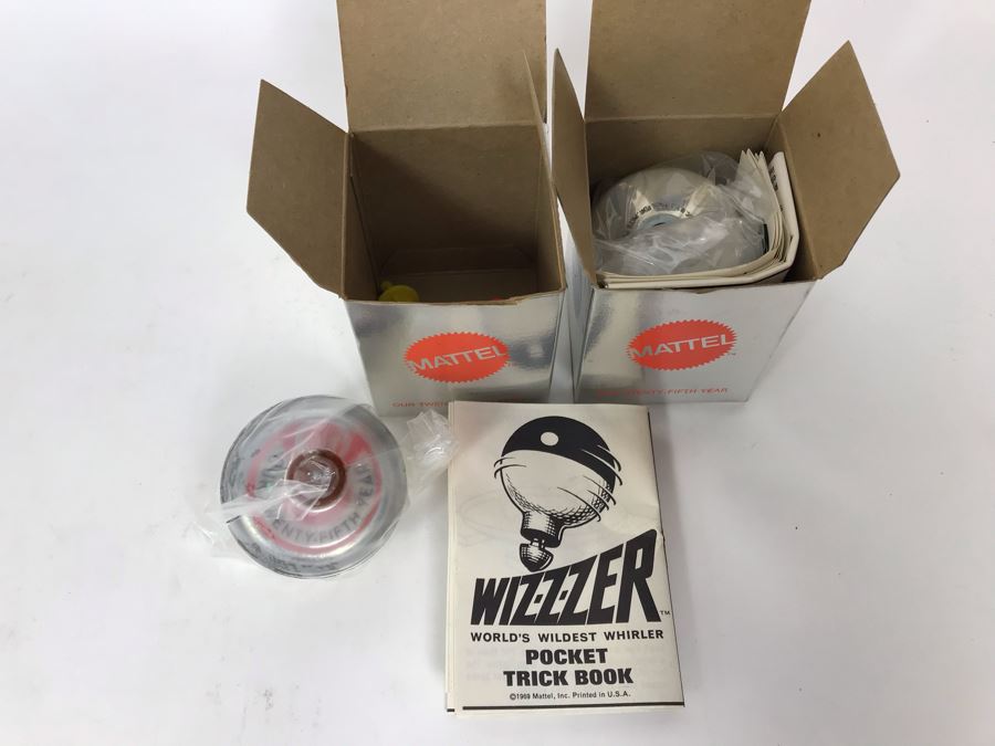 Pair Of New Twenty-Fifth Year Anniversay Mattel Wizzzer Toys - World's Wildest Whirler [Photo 5]