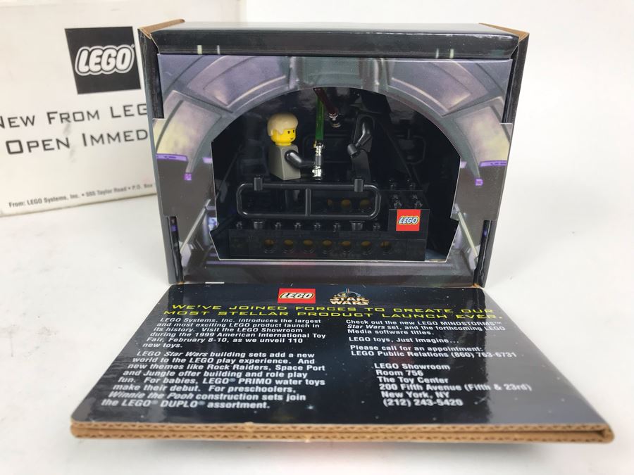 Exclusive LEGO Star Wars Toy Introducing New LEGO Star Wars Line In 1999 [Photo 10]