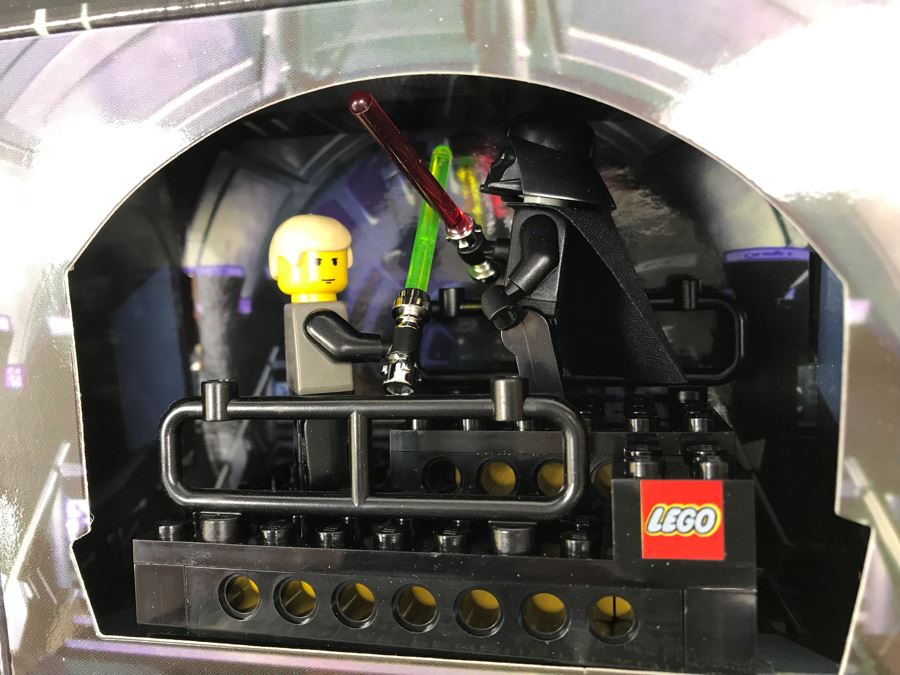 Exclusive LEGO Star Wars Toy Introducing New LEGO Star Wars Line In 1999 [Photo 6]