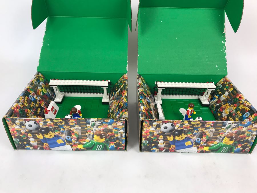 Pair Of Exclusive LEGO 2000 Soccer Samples [Photo 5]
