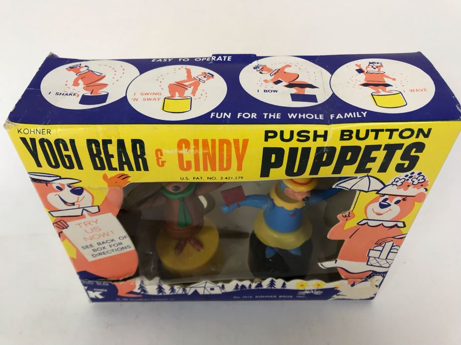Vintage 1962 Kohner Yogi Bear & Cindy Push Button Puppets New In Damaged Box [Photo 5]