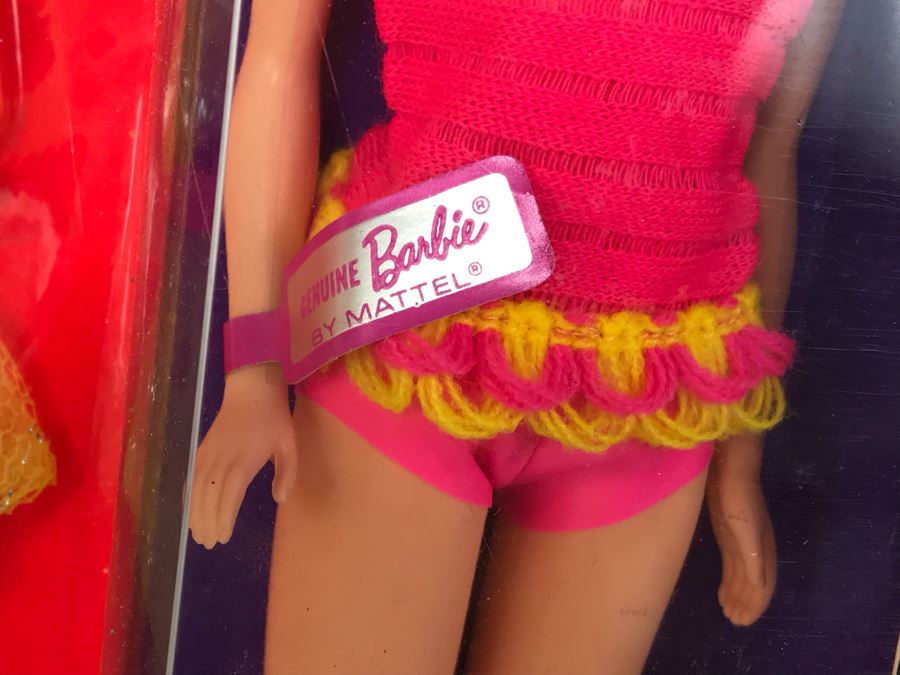 Vintage 1969 Rare Talking Barbie & Ken Fabulous Formal Set With Talking Barbie Doll, Talking Ken Doll And Loads Of New Sixties Mod Barbie And Ken Clothes And Accessories - Dolls And Clothes Look Mint - Box Has Some Damage [Photo 8]