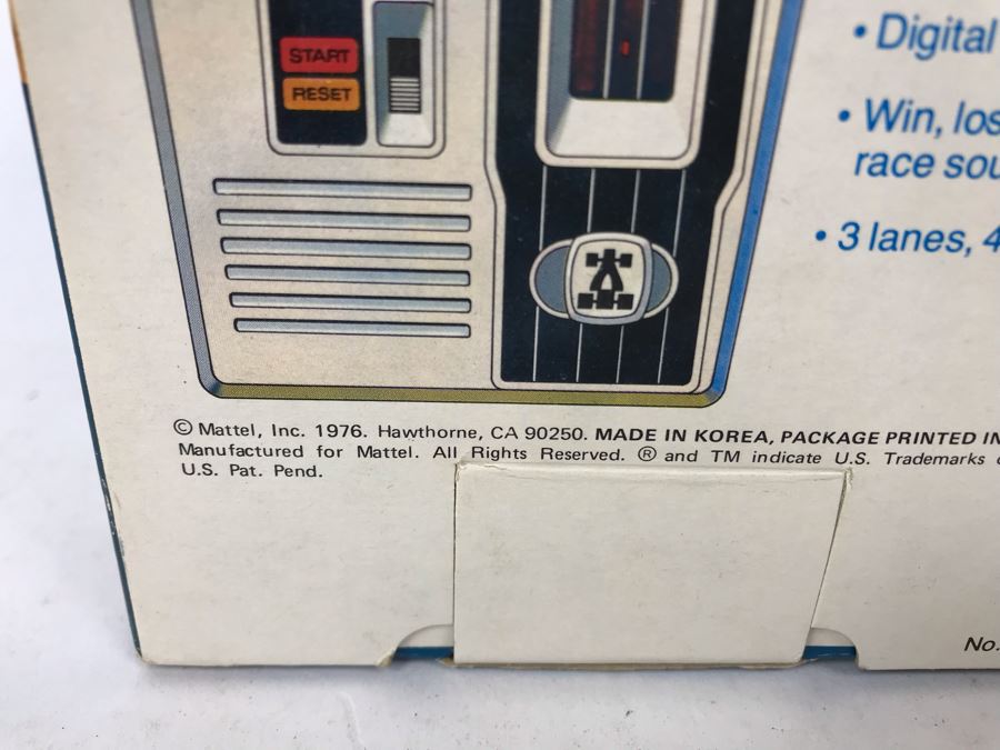 Vintage 1976 Mattel Electronics Portable Handheld Game Auto Race New In Box [Photo 8]