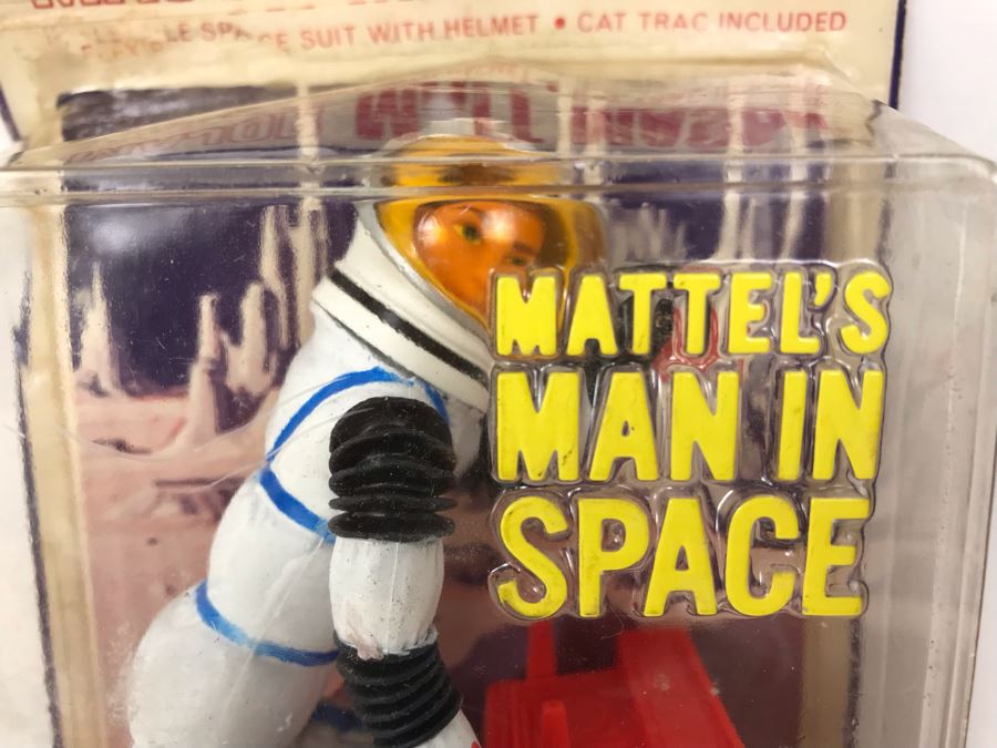 Vintage 1967 Mattel's Man In Space Major Matt Mason In Flexible Space Suit With Helmet Cat Trac Included In Damage Packaging [Photo 4]