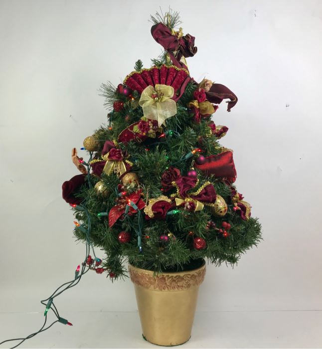 Waterford Christmas Tree For Displaying Waterford Ornaments [Photo 2]