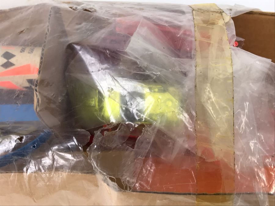 Vintage 1970 Mattel SkyPort With New 1968 Redline Hot Wheels Car Custom Fleetside Stock No. 10655 Missing Outer Box - See Photos [Photo 20]