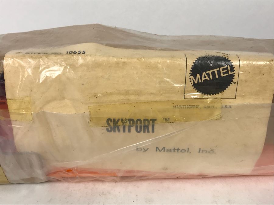 Vintage 1970 Mattel SkyPort With New 1968 Redline Hot Wheels Car Custom Fleetside Stock No. 10655 Missing Outer Box - See Photos [Photo 24]