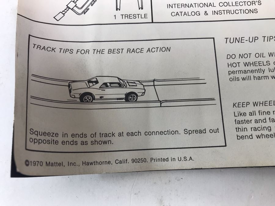 Vintage 1970 Mattel SkyPort With New 1968 Redline Hot Wheels Car Custom Fleetside Stock No. 10655 Missing Outer Box - See Photos [Photo 32]