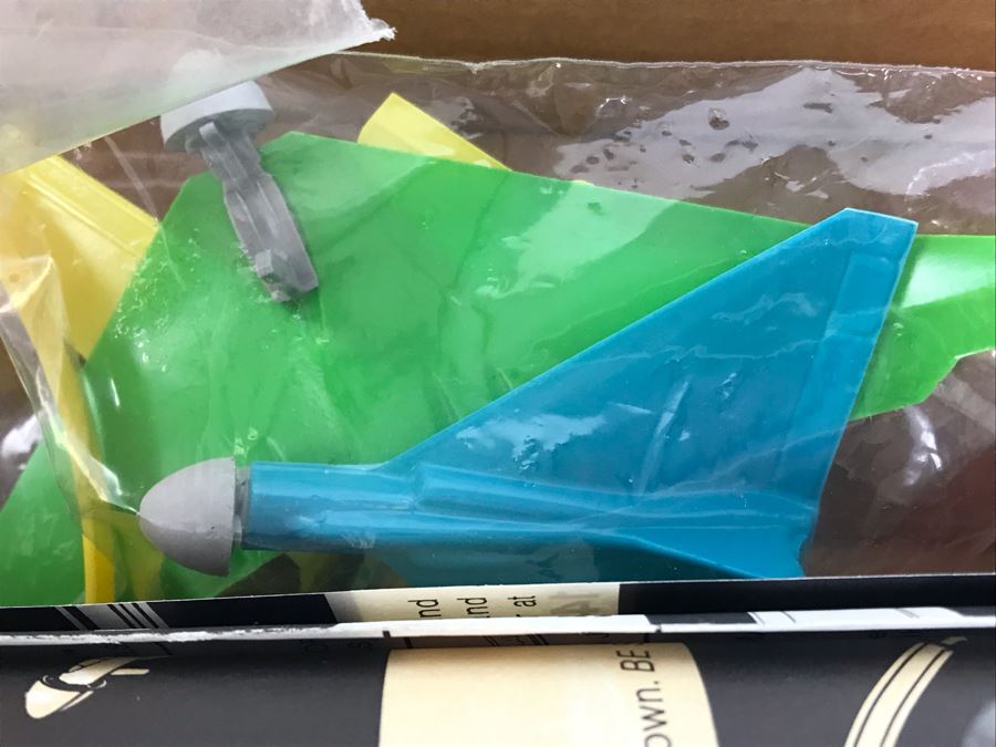 Vintage 1970 Mattel SkyPort With New 1968 Redline Hot Wheels Car Custom Fleetside Stock No. 10655 Missing Outer Box - See Photos [Photo 28]