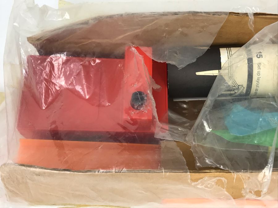 Vintage 1970 Mattel SkyPort With New 1968 Redline Hot Wheels Car Custom Fleetside Stock No. 10655 Missing Outer Box - See Photos [Photo 23]