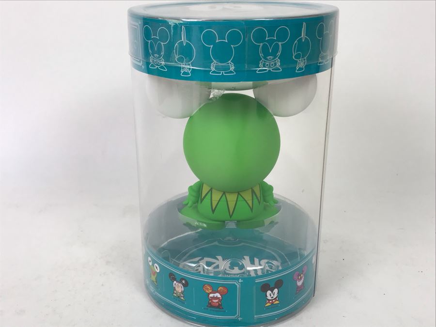 New Exclusive Limited Edition Disney Shorts Series 01 Vinyl Collectible Toy Art By Francisco Herrera Kermit The Frog [Photo 8]