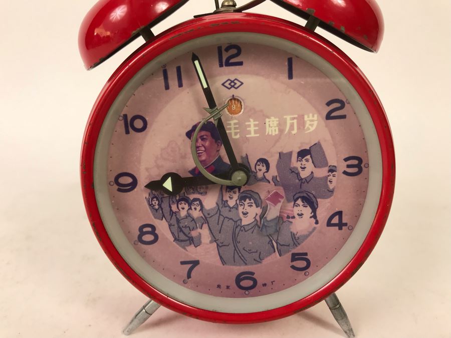 Vintage Mid-Century Red Chairman Mao Chinese Peoples Republic Communist Propaganda Mechanical Alarm Clock With Animated Worker Waving Red Book And Second Hand With Flying Plane [Photo 3]