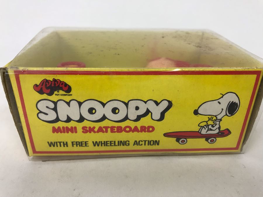 Vintage 1971 Snoopy Mini Skateboard Charlie Brown By Aviva Toy Co New In Box [Photo 4]
