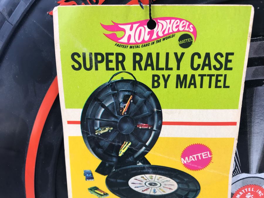 Vintage 1968 New With Original Tags Mattel Hot Wheels Super Rally Case 24 Car Capacity 5142 [Photo 21]