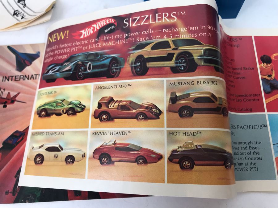 Vintage 1971 Mattel INCOMPLETE Rrrumblers Dude Feud Set With Box Missing RRRumblers Motorcycles - See Photos [Photo 20]