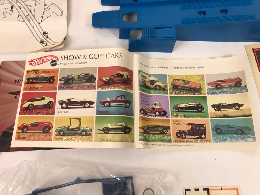 Vintage 1971 Mattel INCOMPLETE Rrrumblers Dude Feud Set With Box Missing RRRumblers Motorcycles - See Photos [Photo 22]