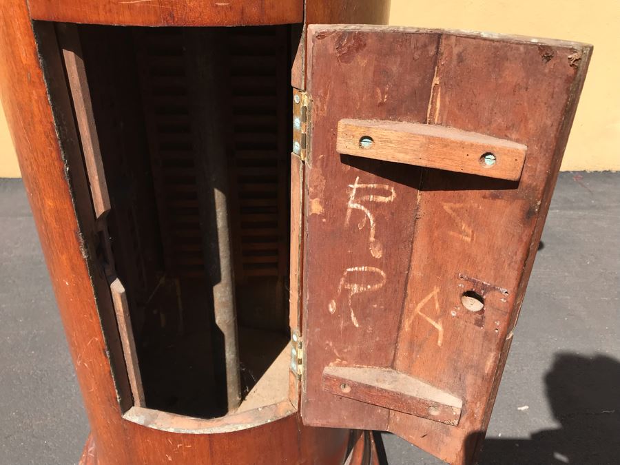 Vintage 1942 Binnacle From The SS Josiah Bartlett By Kelvin & Wilfrid O. White Co Nautical Instruments - This Item Has A Reserve Price [Photo 23]