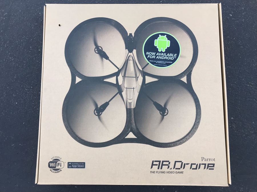 New Parrot AR Drone The Flying Video Game [Photo 1]