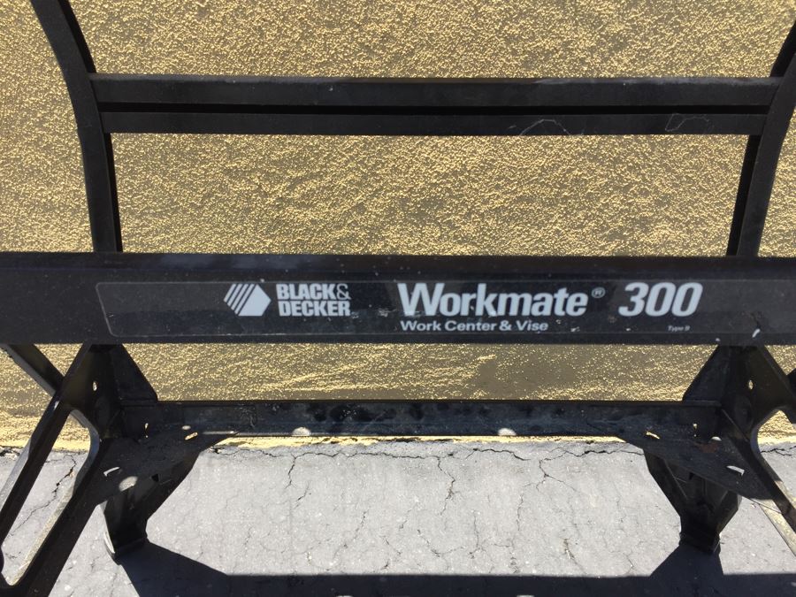 Black & Decker Workmate 300 Adjustable Work Bench [Photo 6]