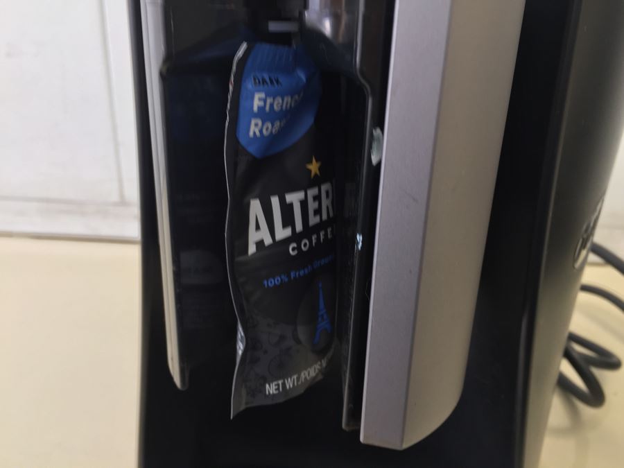 Pair Of Flavia Single Serve Coffee Makers Machines [Photo 5]