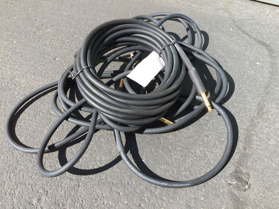 Fender G-Dec Guitar Digital Entertainment Center Amplifier, Leather Guitar Strap, 18.5' Guitar Amp Cord, Dean Markley Pickup And Microphone - See Photos [Photo 3]