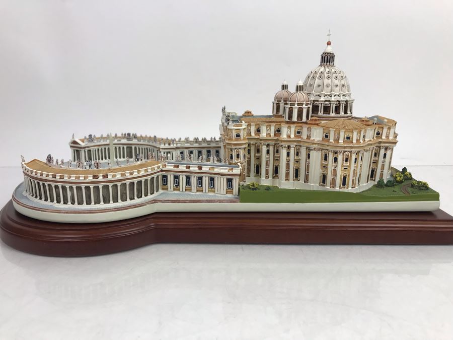 Danbury Mint The Vatican Collection Of Historic Catholic Churches Sculpture Figurine With Box [Photo 2]