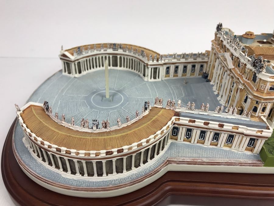 Danbury Mint The Vatican Collection Of Historic Catholic Churches Sculpture Figurine With Box [Photo 6]