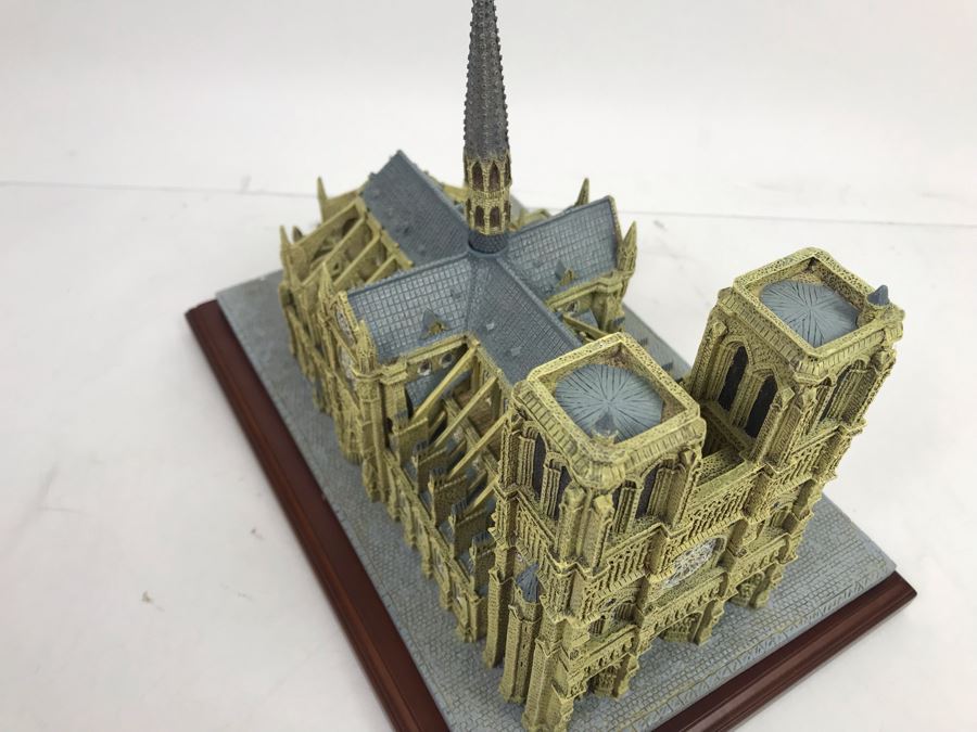 Danbury Mint Notre Dame Collection Of Historic Catholic Churches Sculpture Figurine With Box [Photo 16]