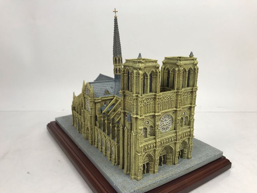 Danbury Mint Notre Dame Collection Of Historic Catholic Churches Sculpture Figurine With Box [Photo 15]
