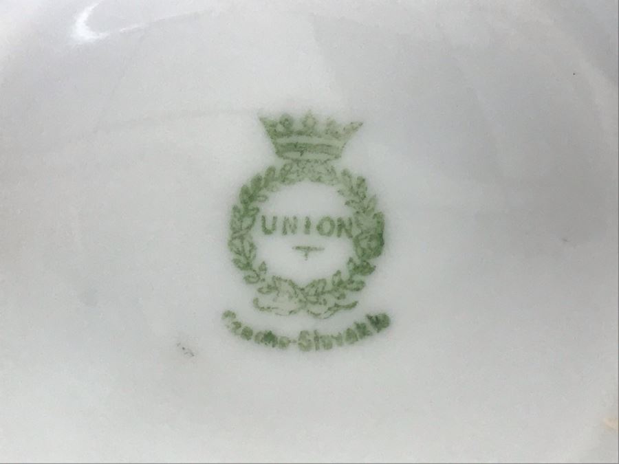 Czechoslovakia Union Vase 9.5'H