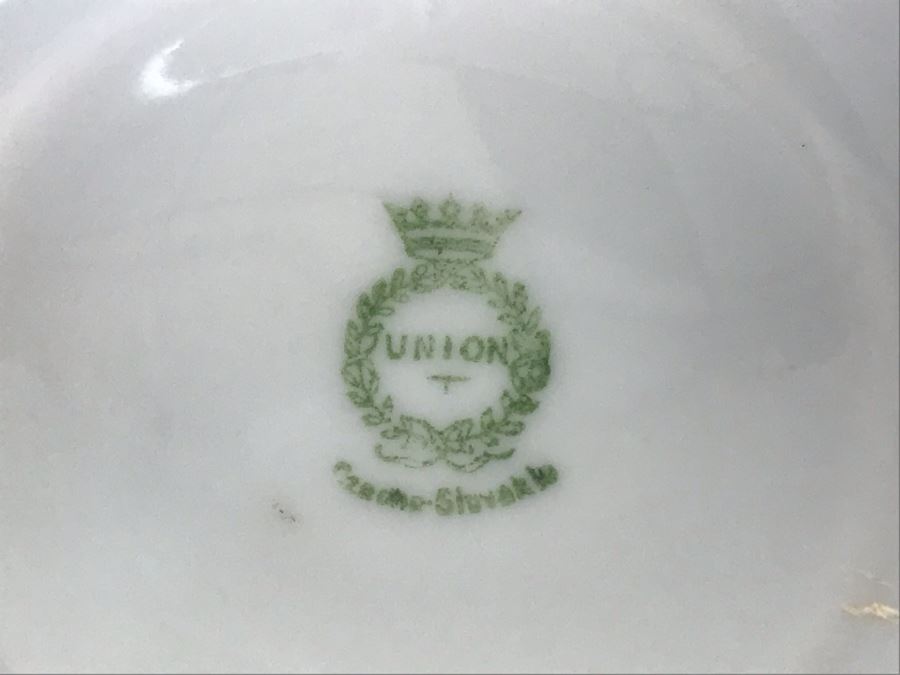 Czechoslovakia Union Vase 9.5'H