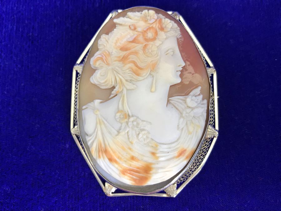 Antique 14K Gold Carved Shell Cameo Brooch Pin 21.4g 2.5” X 2” [Photo 3]