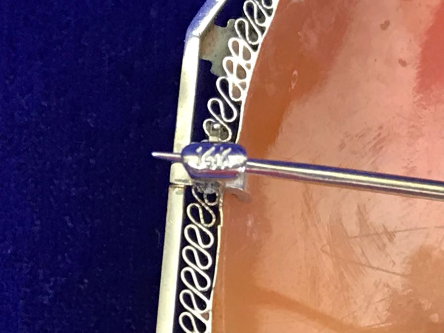 Antique 14K Gold Carved Shell Cameo Brooch Pin 21.4g 2.5” X 2” [Photo 10]