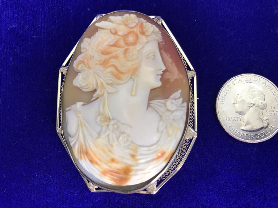 Antique 14K Gold Carved Shell Cameo Brooch Pin 21.4g 2.5” X 2” [Photo 2]