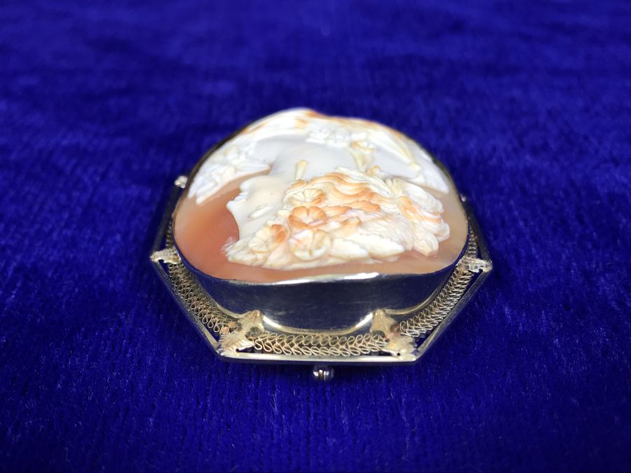 Antique 14K Gold Carved Shell Cameo Brooch Pin 21.4g 2.5” X 2” [Photo 6]