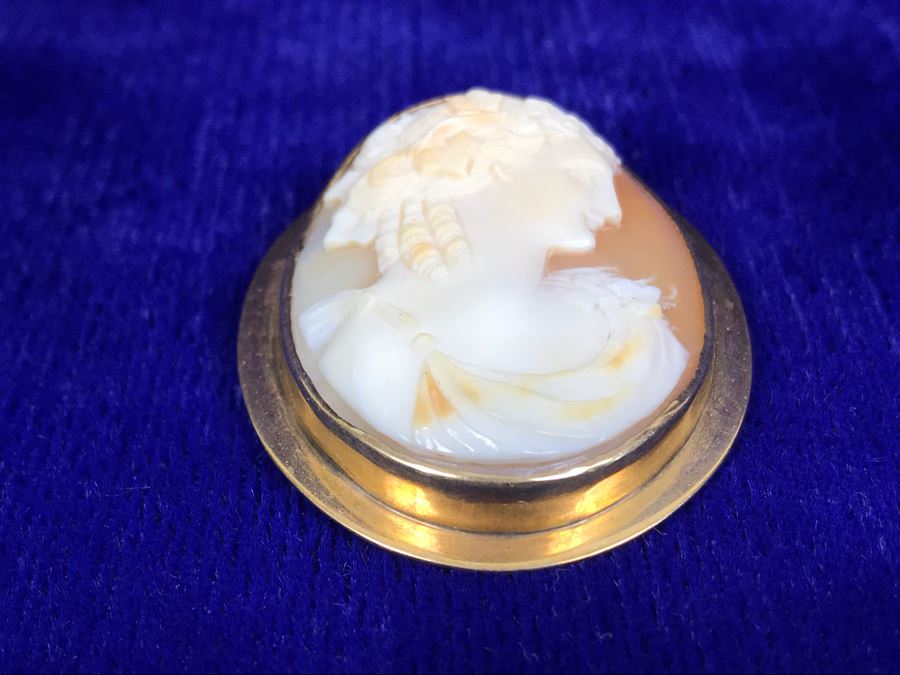 Antique 14K Gold Carved Shell Cameo Brooch Pin 11.2g 1.75” X 1.5” [Photo 6]