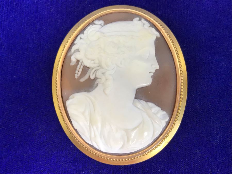 Antique 14K Gold Carved Shell Cameo Brooch Pin 18.7g 2.75” X 2” [Photo 3]