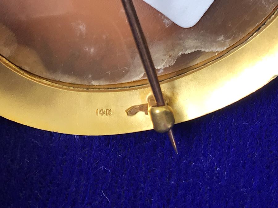 Antique 14K Gold Carved Shell Cameo Brooch Pin Pendant 11.5g 2” X 1.6” [Photo 22]